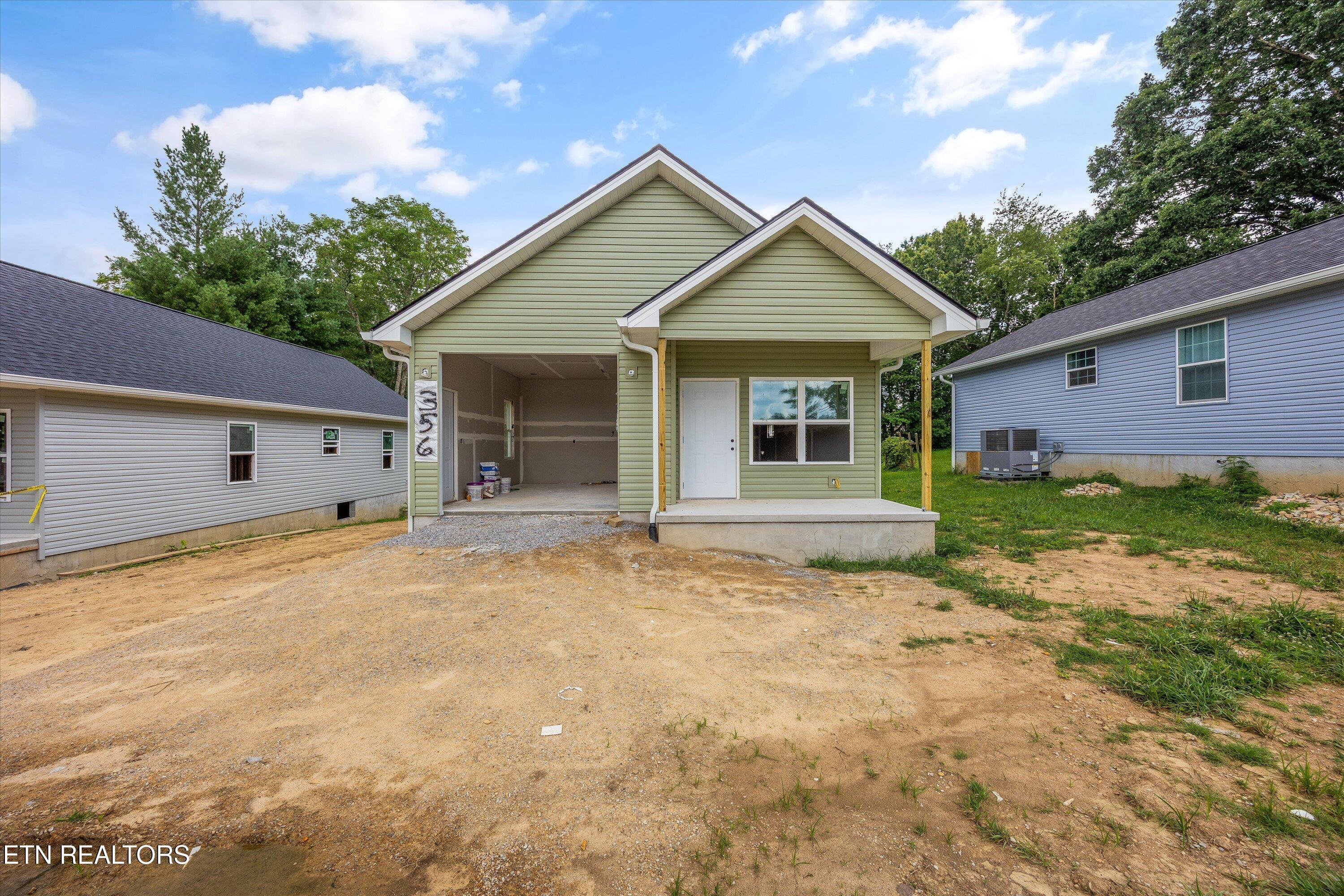 Property Photo: 356 Dayton Ave TN 38555