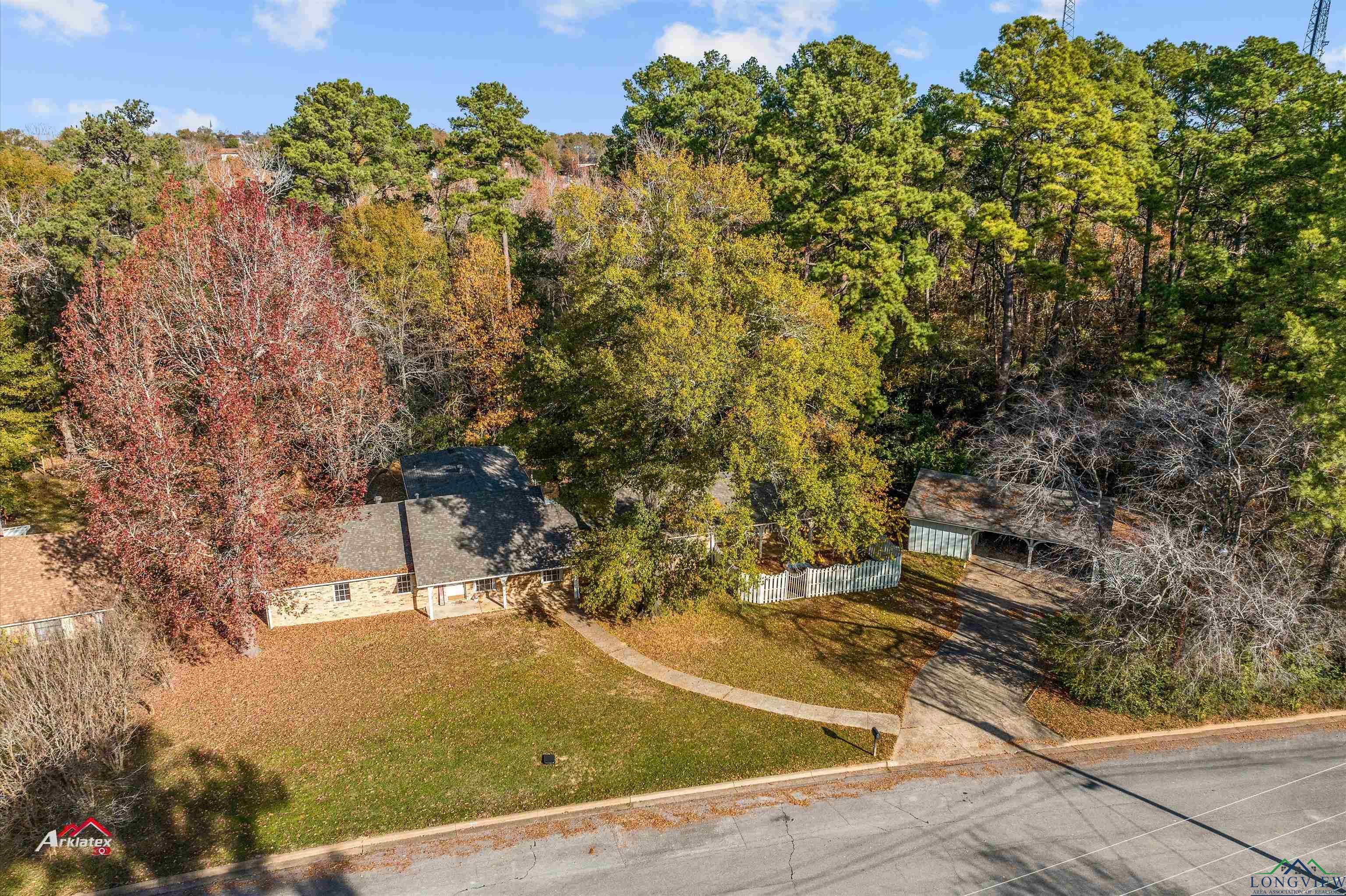 Property Photo:  307 Sundown Trail  TX 75654 