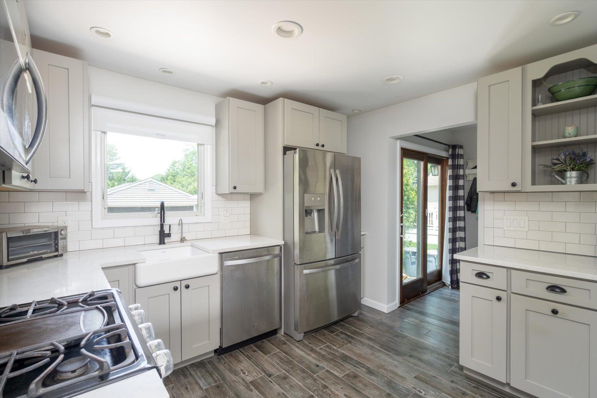 Property Photo:  801 Southside Avenue  NY 11795 