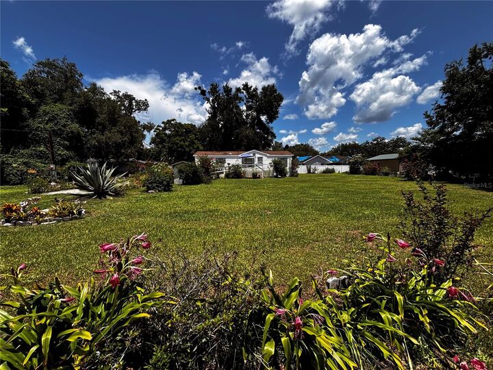 Property Photo:  4904 Garden Street  FL 33541 