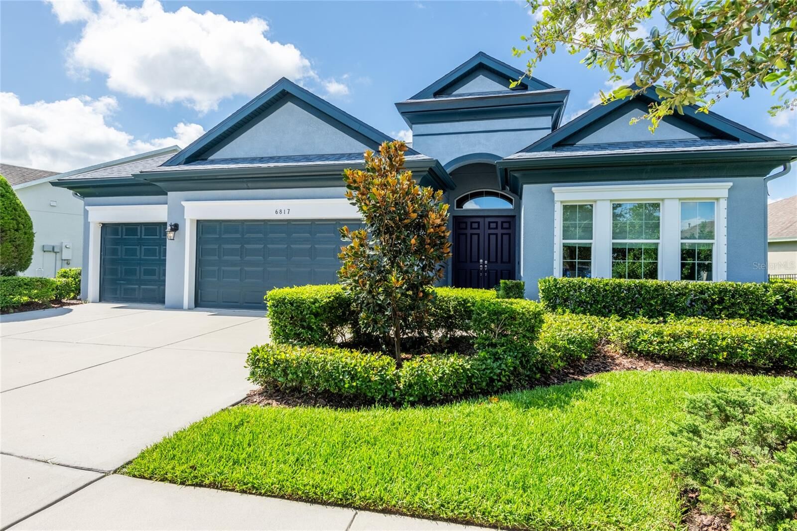 Property Photo: 6817 Ebb Tide Avenue FL 33572