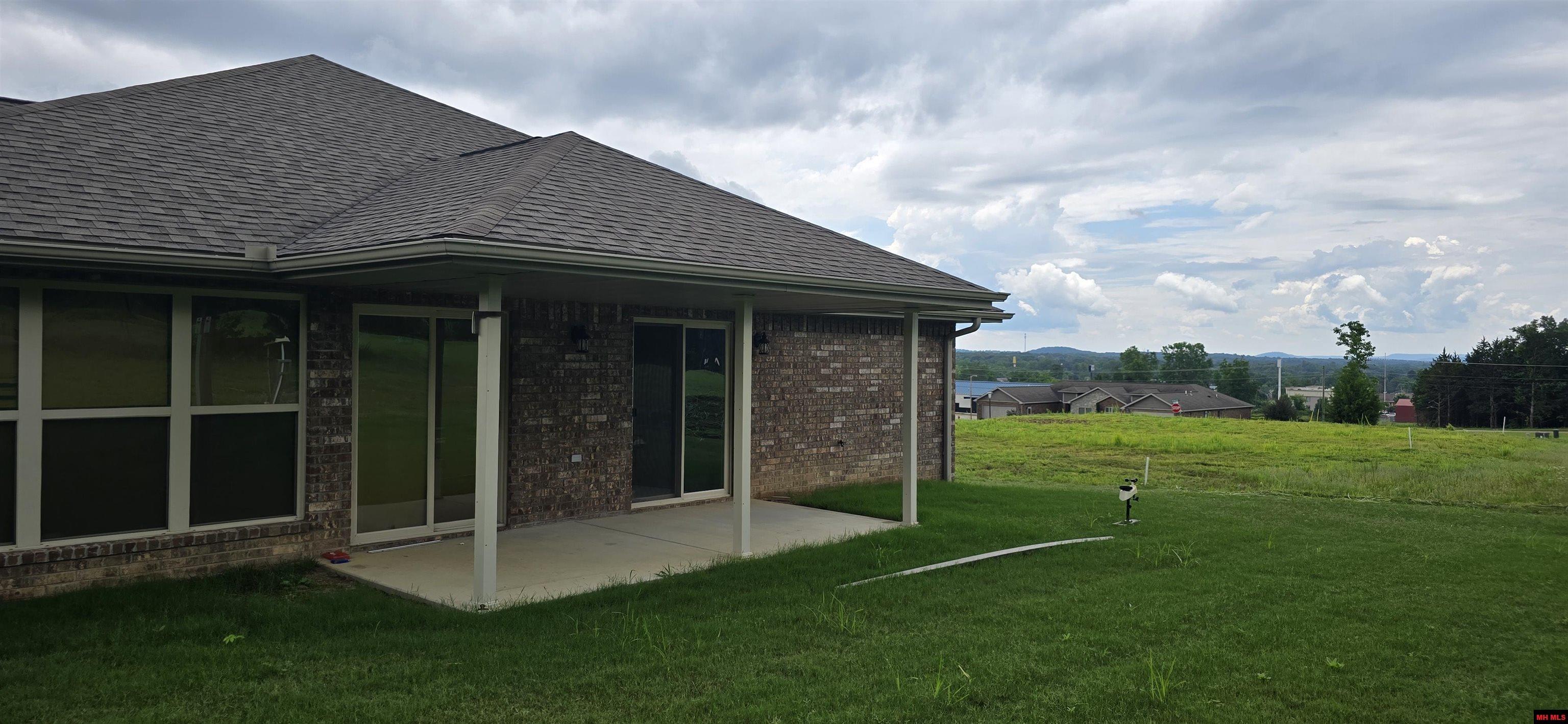 Property Photo: 1230-1 Worthington Way AR 72653
