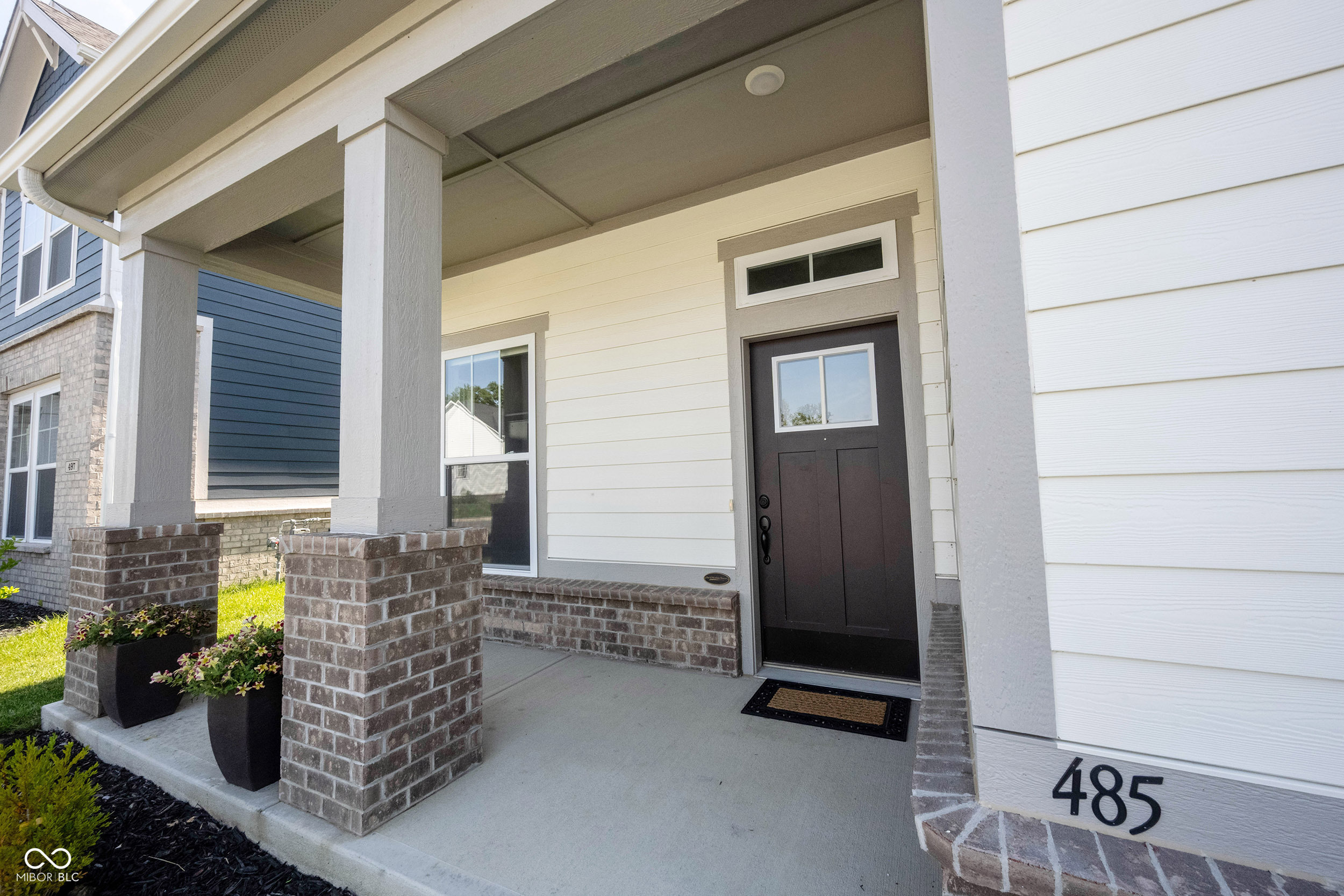 Property Photo:  485 Washington Street  IN 46040 