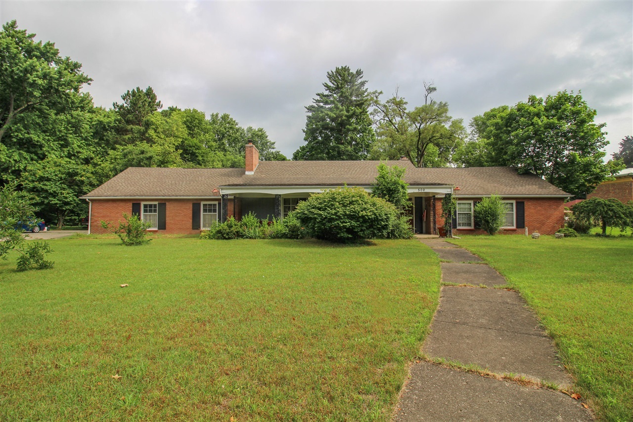Property Photo:  500 E Hoffman Street  MI 49093 