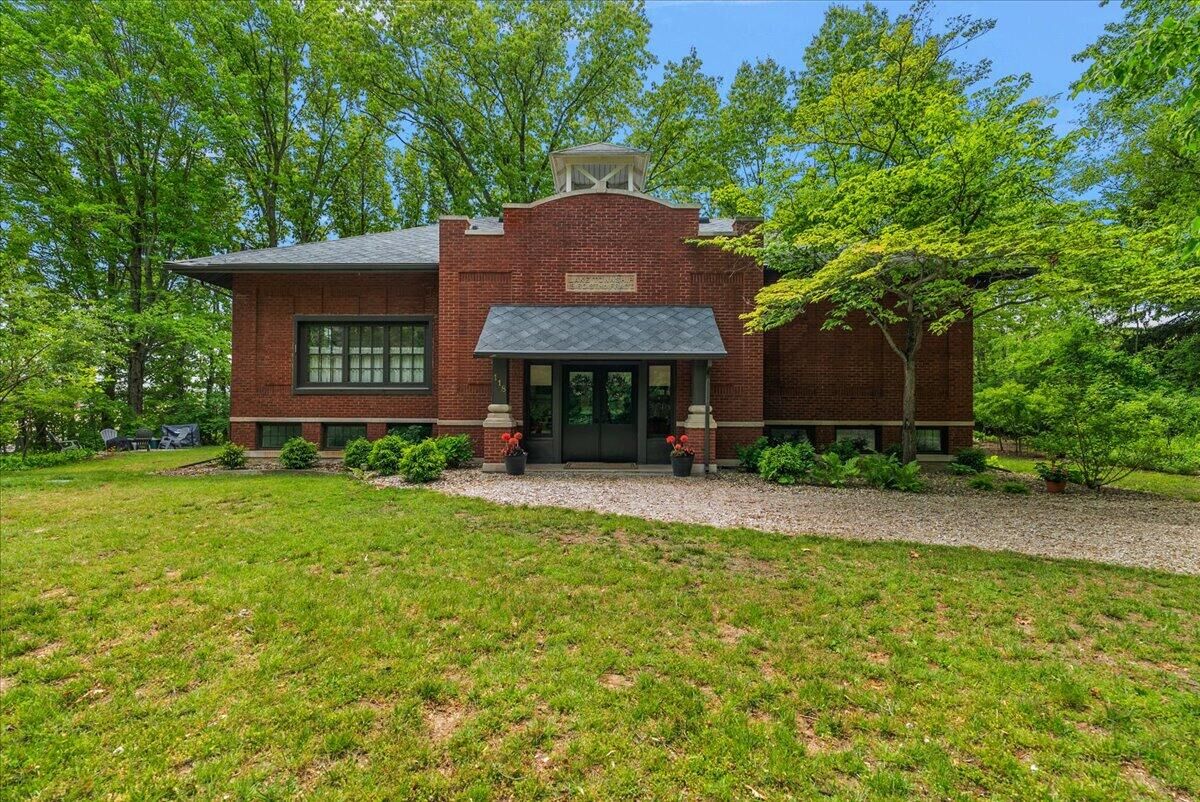 Property Photo: 118 Browntown Road MI 49107