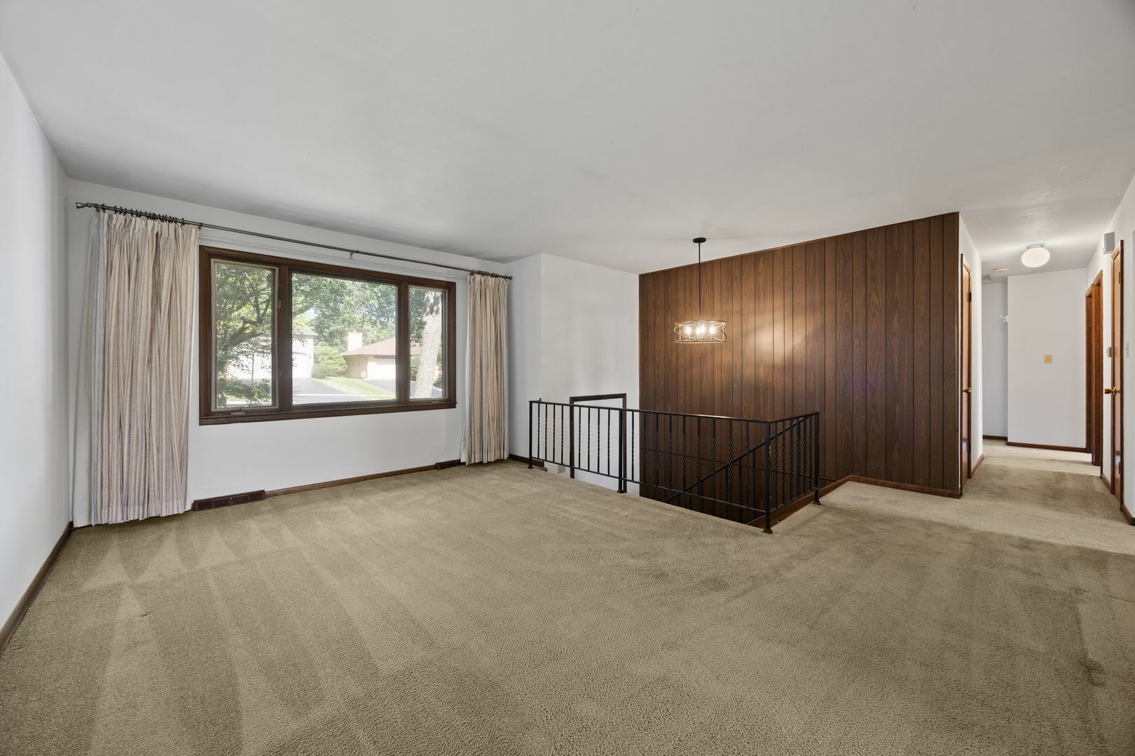Property Photo: 5245 Fairmount Avenue IL 60515