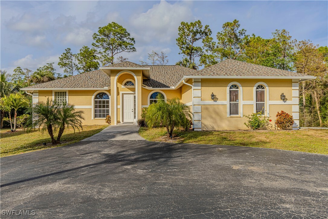 Property Photo: 3611 17th Avenue SW FL 34117