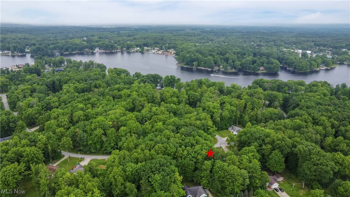 Property Photo: 2191 Deer Run OH 44084