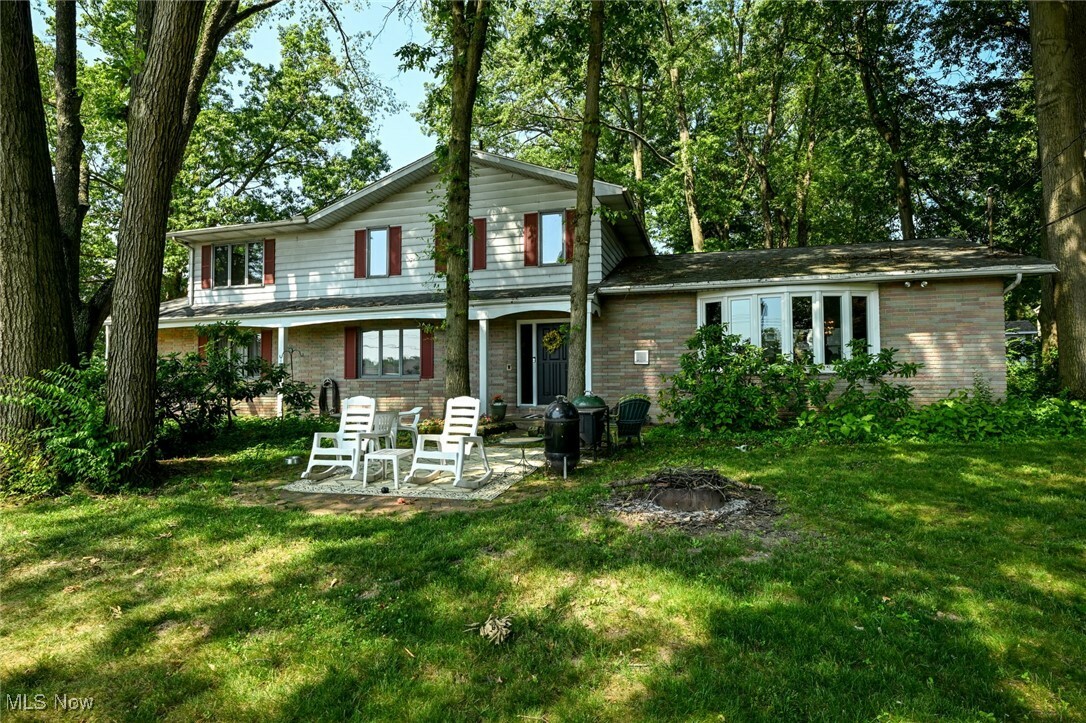 Property Photo:  107 Lake Front Drive  OH 44319 