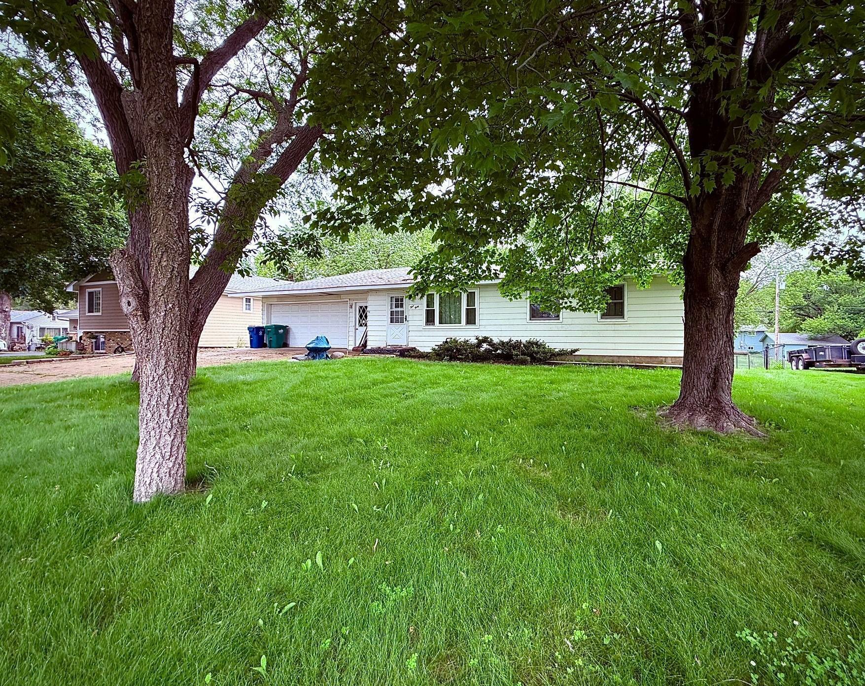 Property Photo: 340 Ranchview Lane N MN 55447