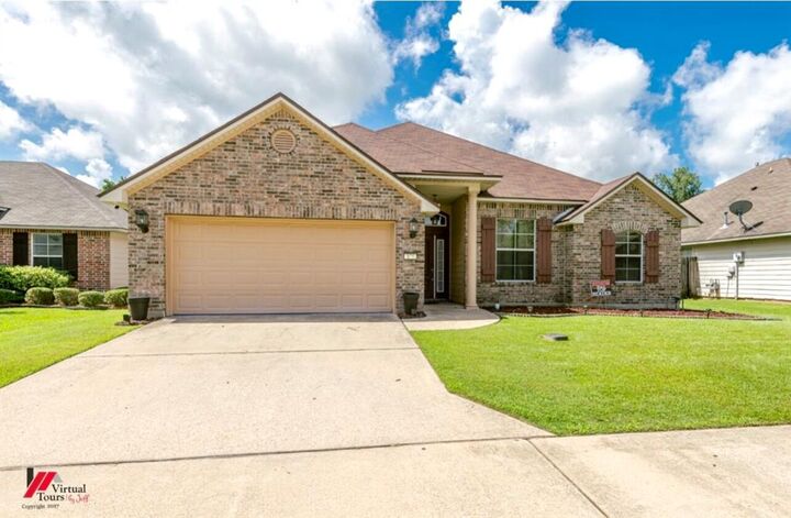 Property Photo: 175 Clear Brooke Drive LA 71115