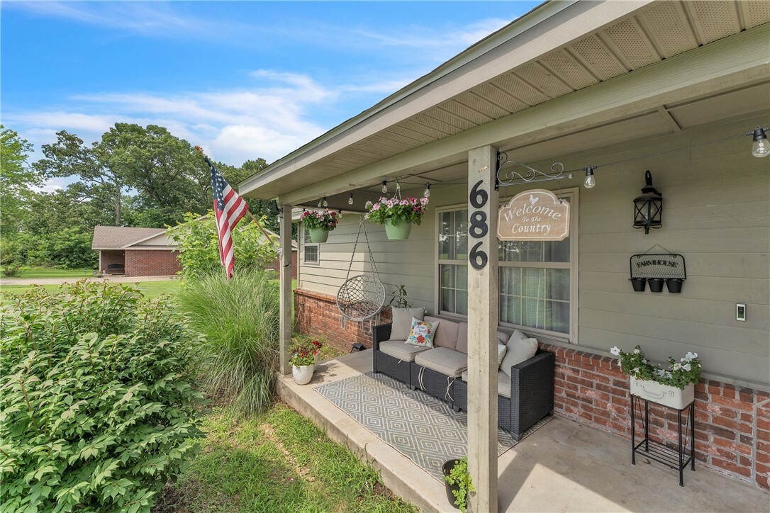 686 Limekiln Road  Gravette AR 72736 photo