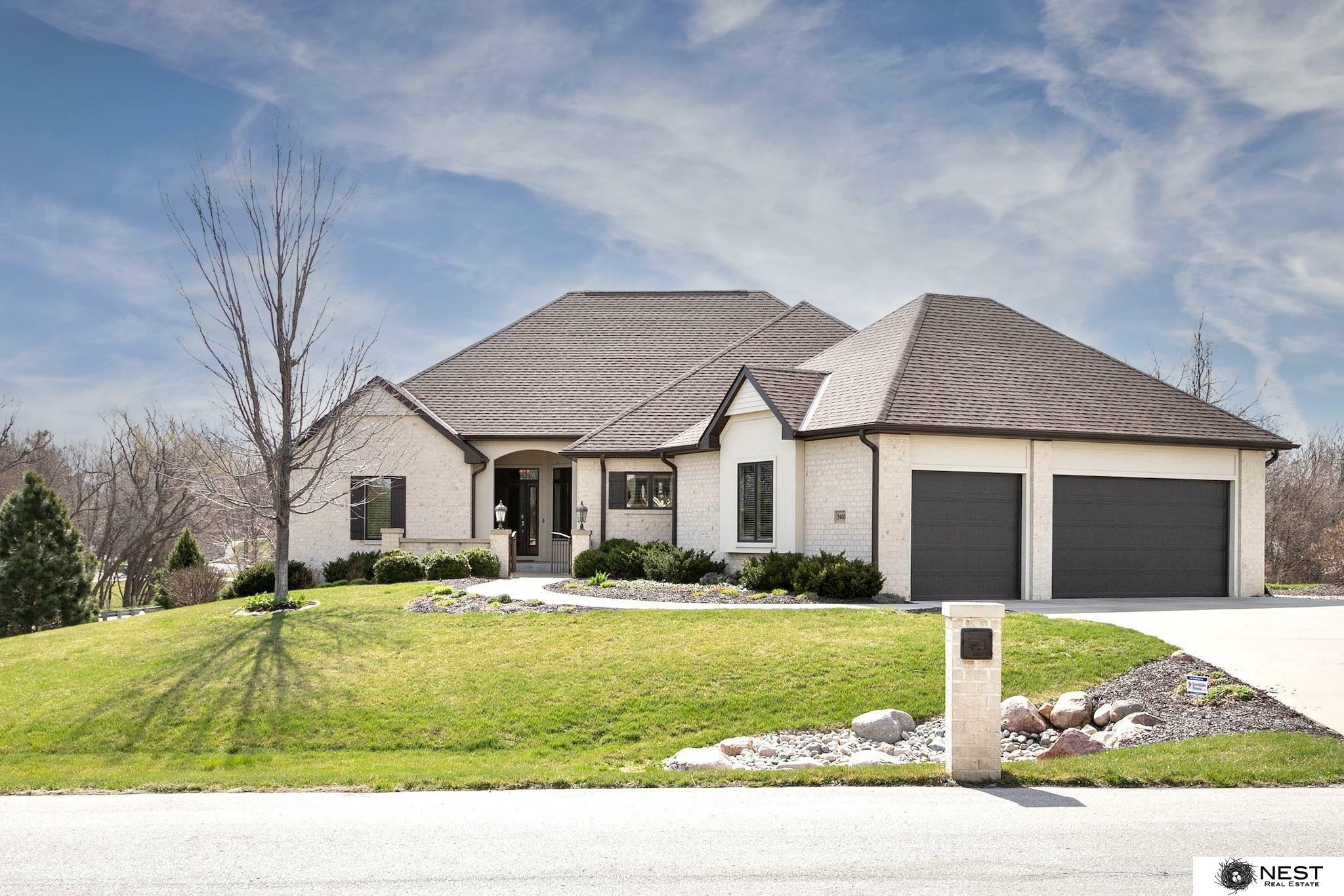 Property Photo:  3400 Firethorn Terrace  NE 68520 