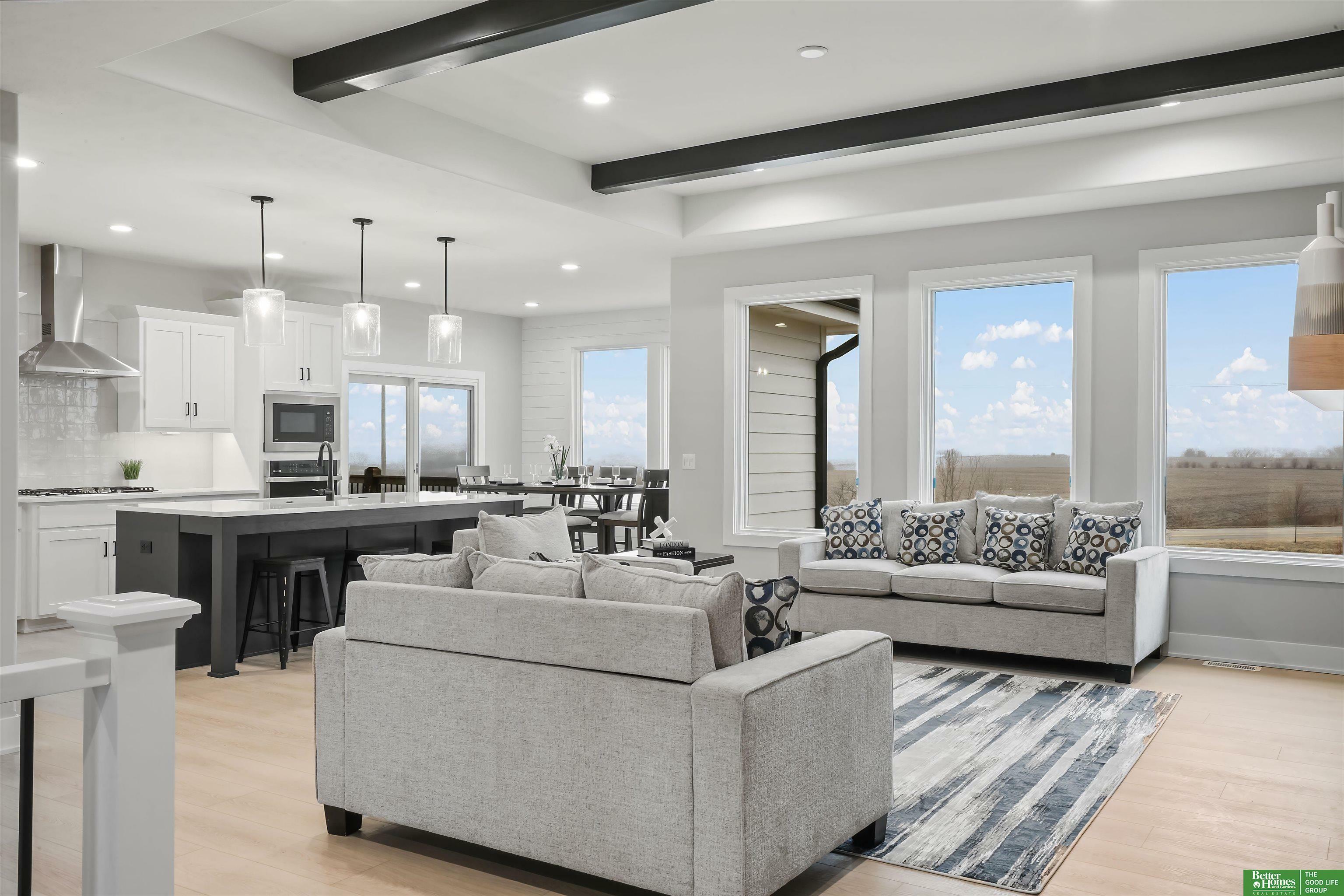 Property Photo: 10023 Prospect Street NE 68046