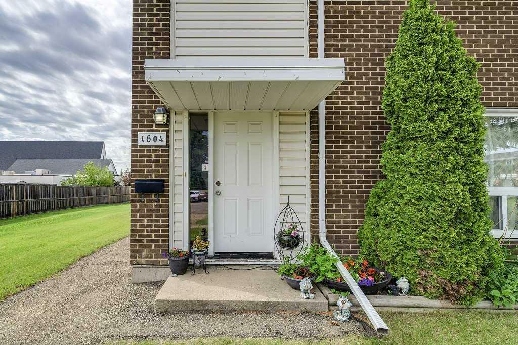 Property Photo:  3907 39 Street 1604  AB T4N 0M6 