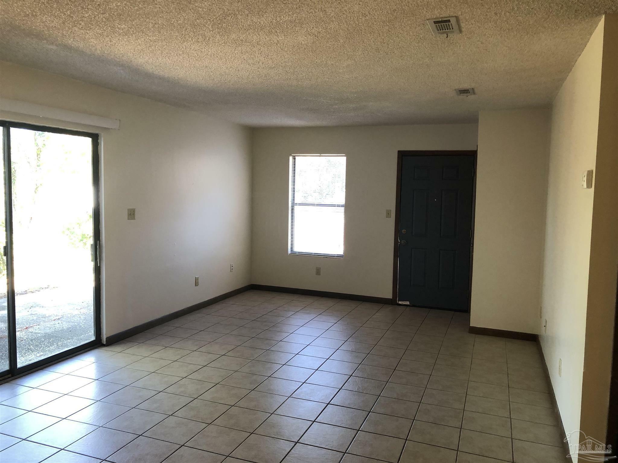 Property Photo:  3262 Maplewood Dr  FL 32563 