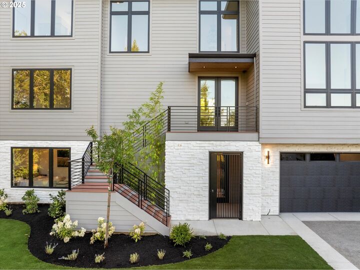 Property Photo: 18 Nansen Summit OR 97035