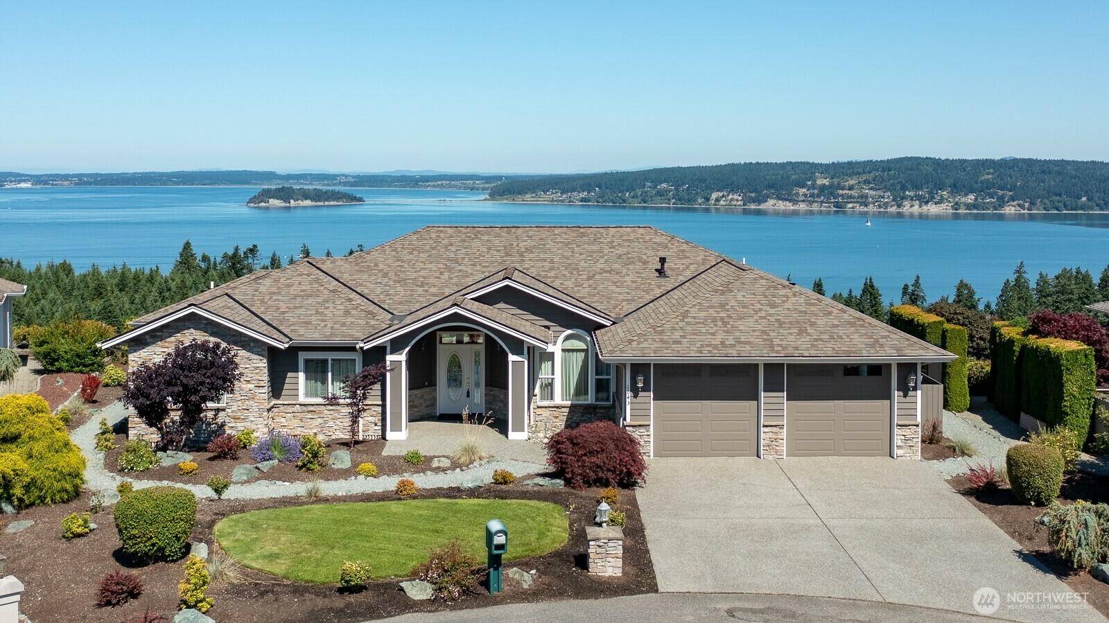 1043  Wyndham Way  Camano Island WA 98282 photo