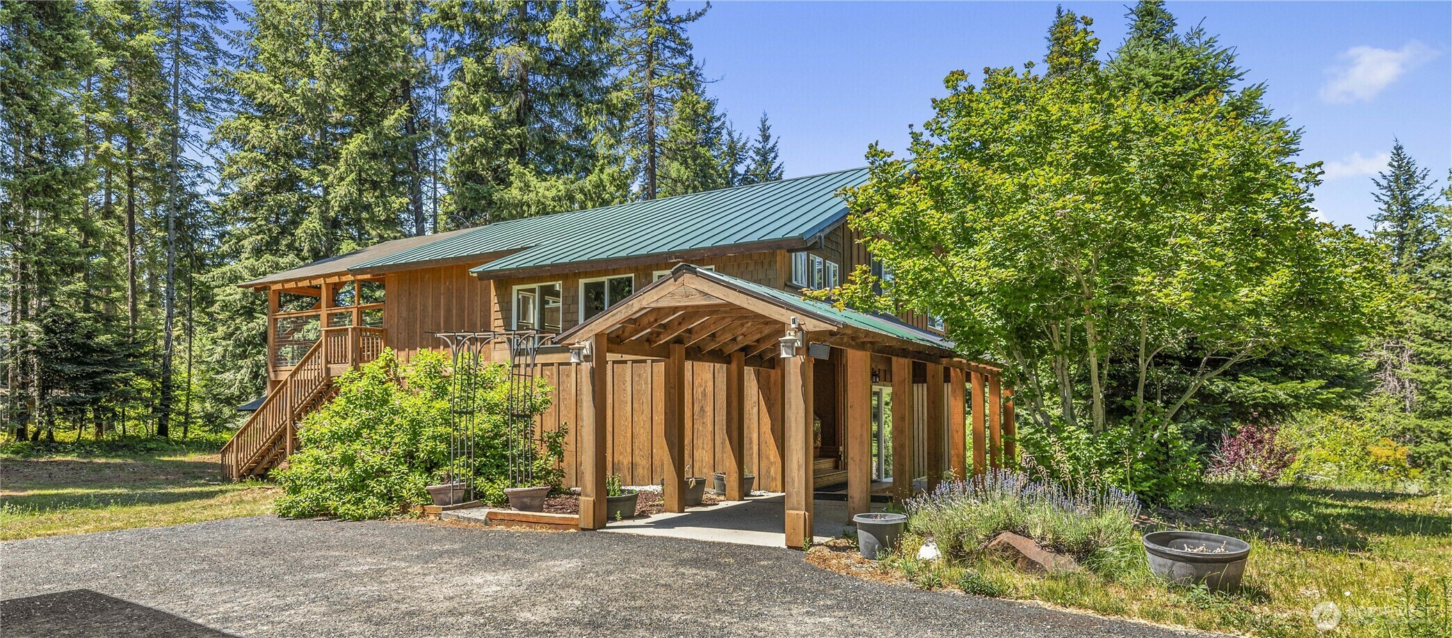 Property Photo:  2620  Wenatchee Pines  WA 98826 