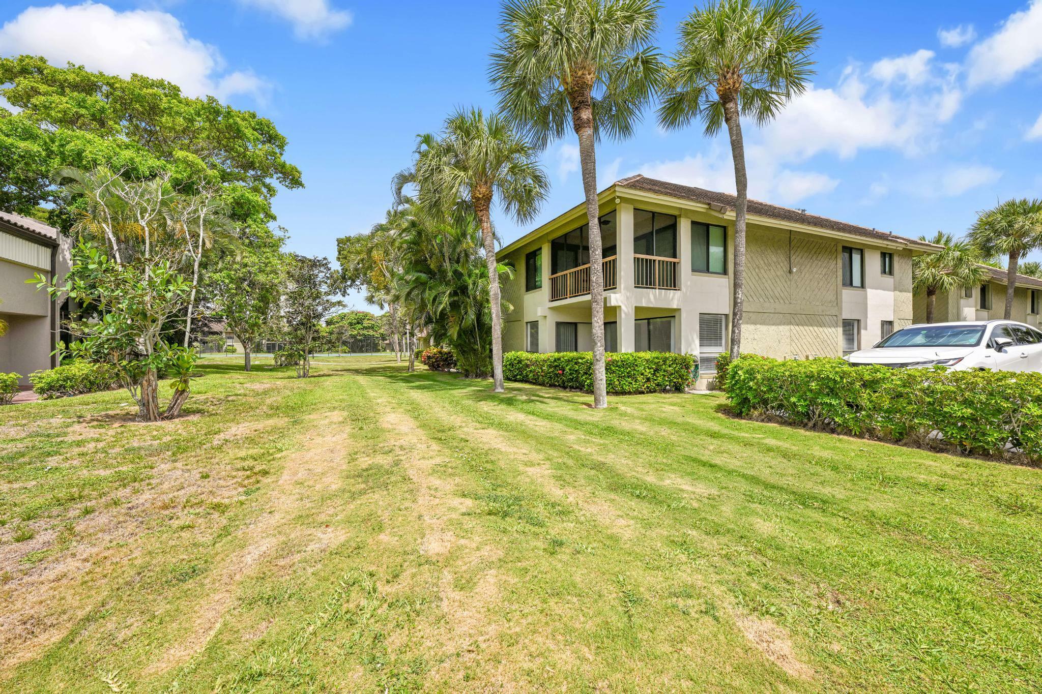 Property Photo: 159 NW 70th 401 Street 401 FL 33487