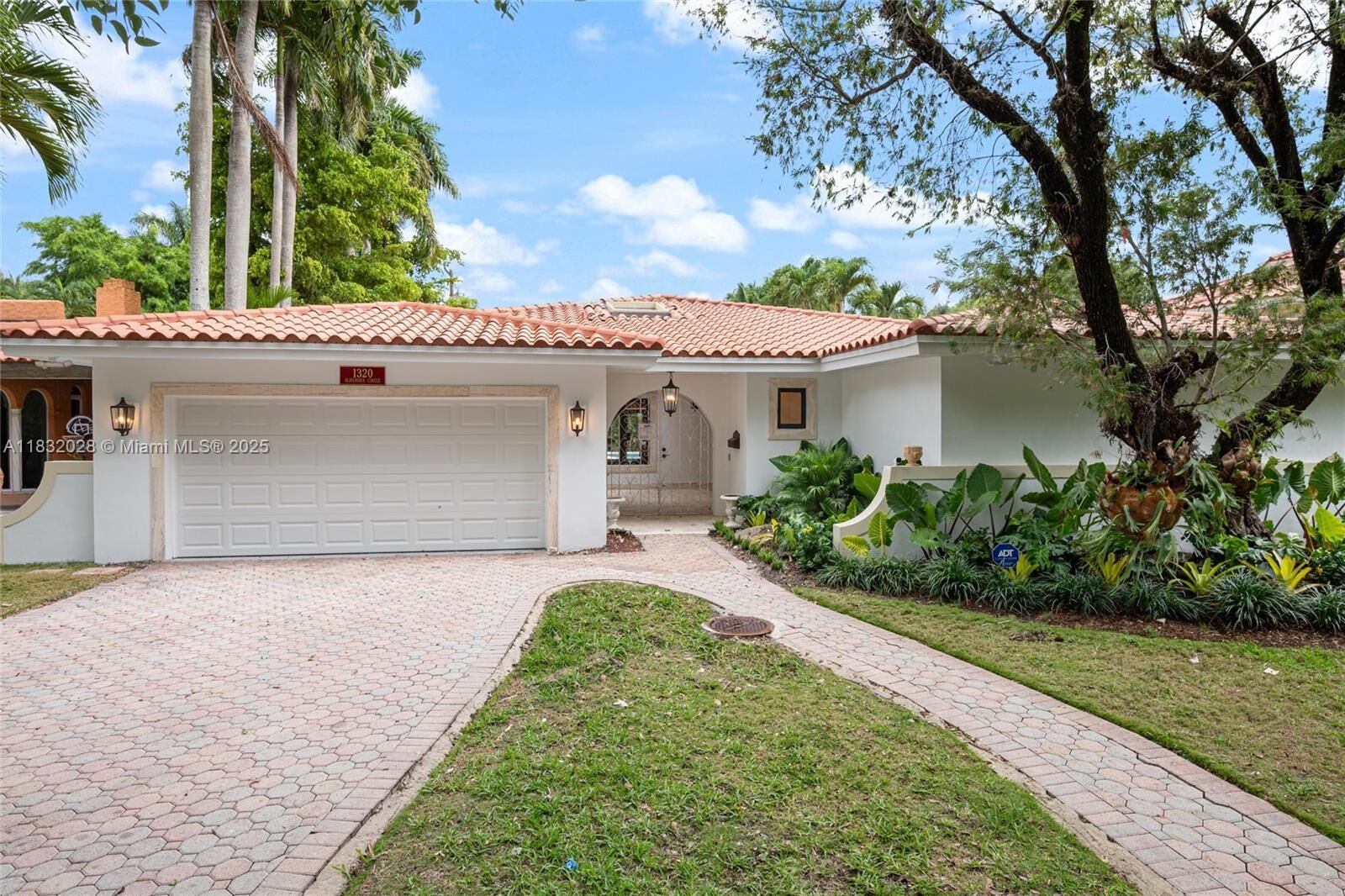 Property Photo:  1320 Alhambra Cir  FL 33134 