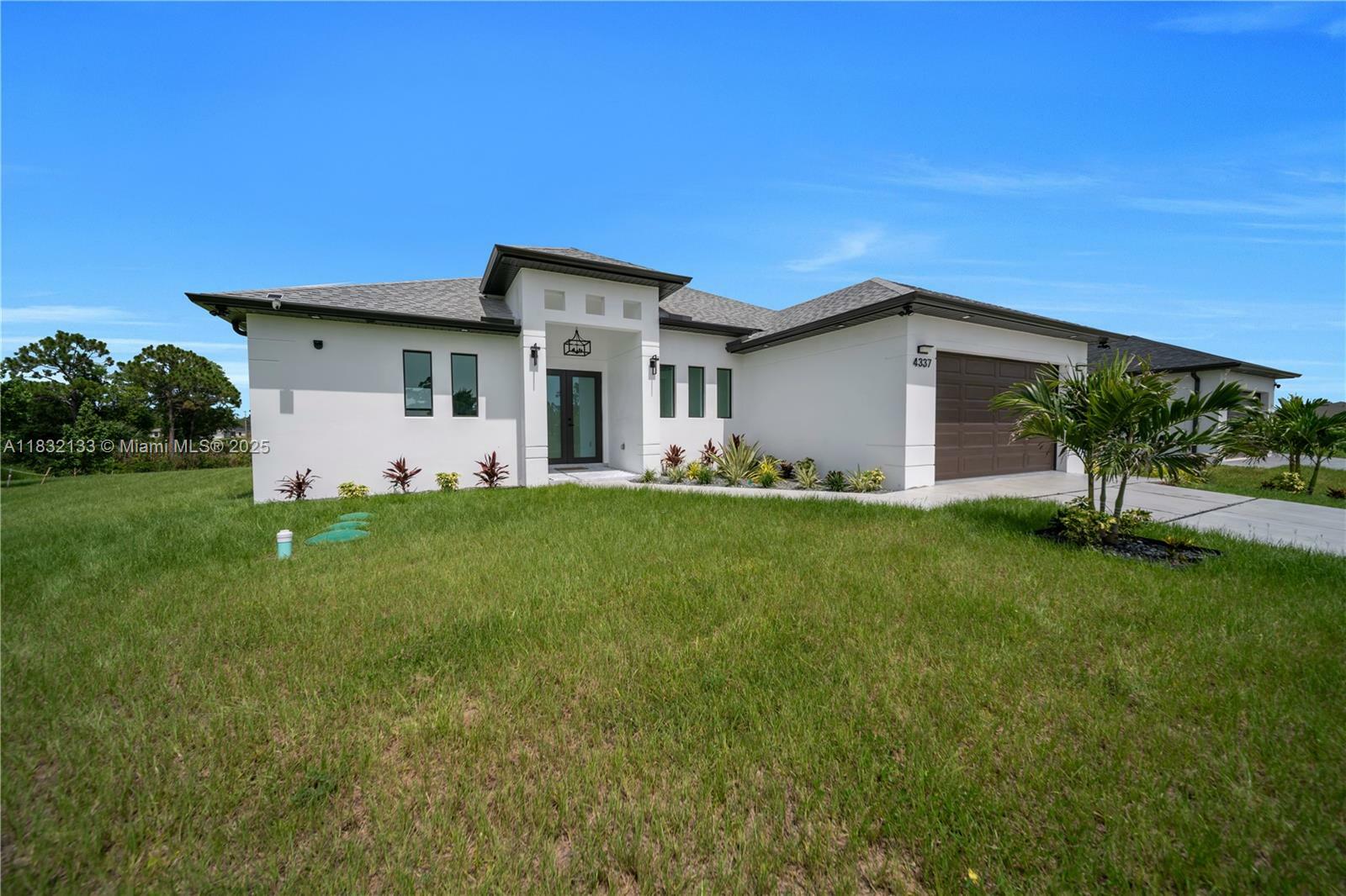 Property Photo: 4337 NW 36 Ave FL 33993
