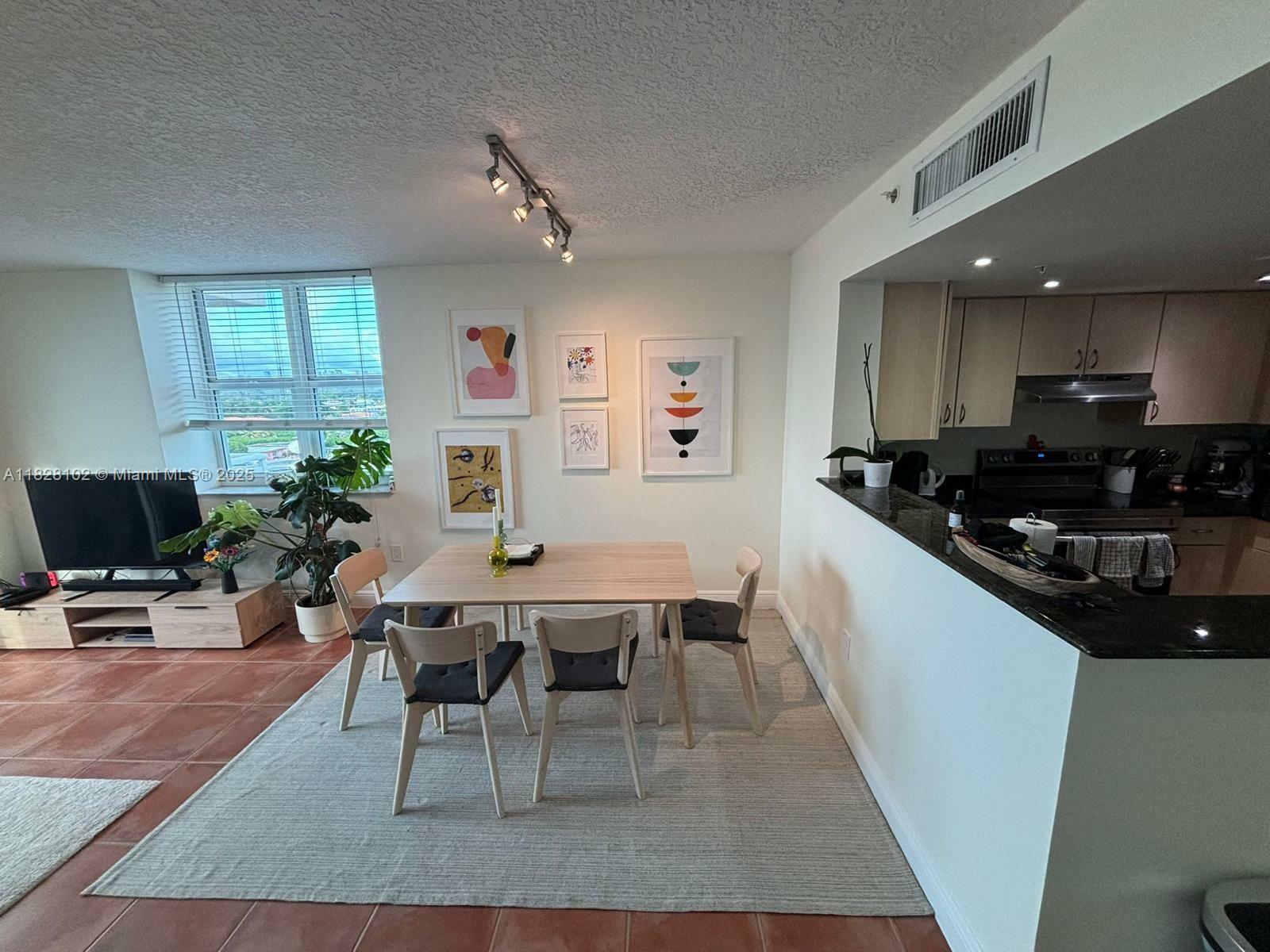Property Photo: 3000 Coral Wy 621 FL 33145