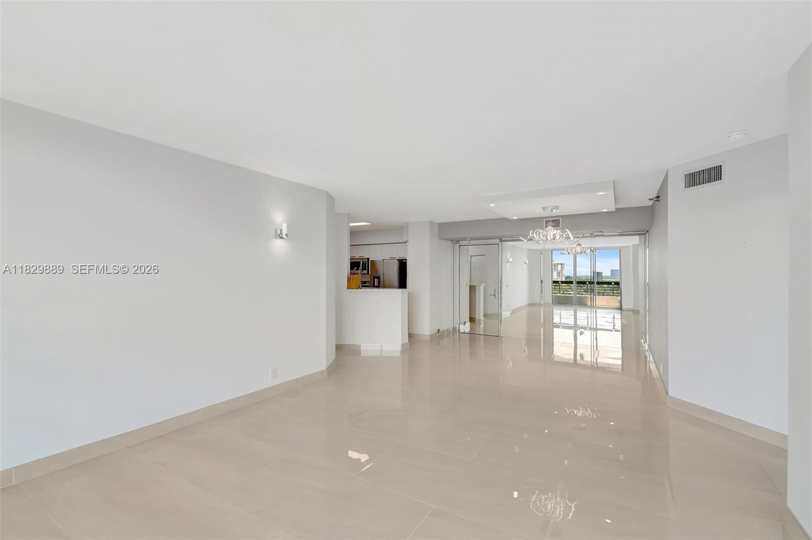 Property Photo:  3400 NE 192nd St 1606  FL 33180 