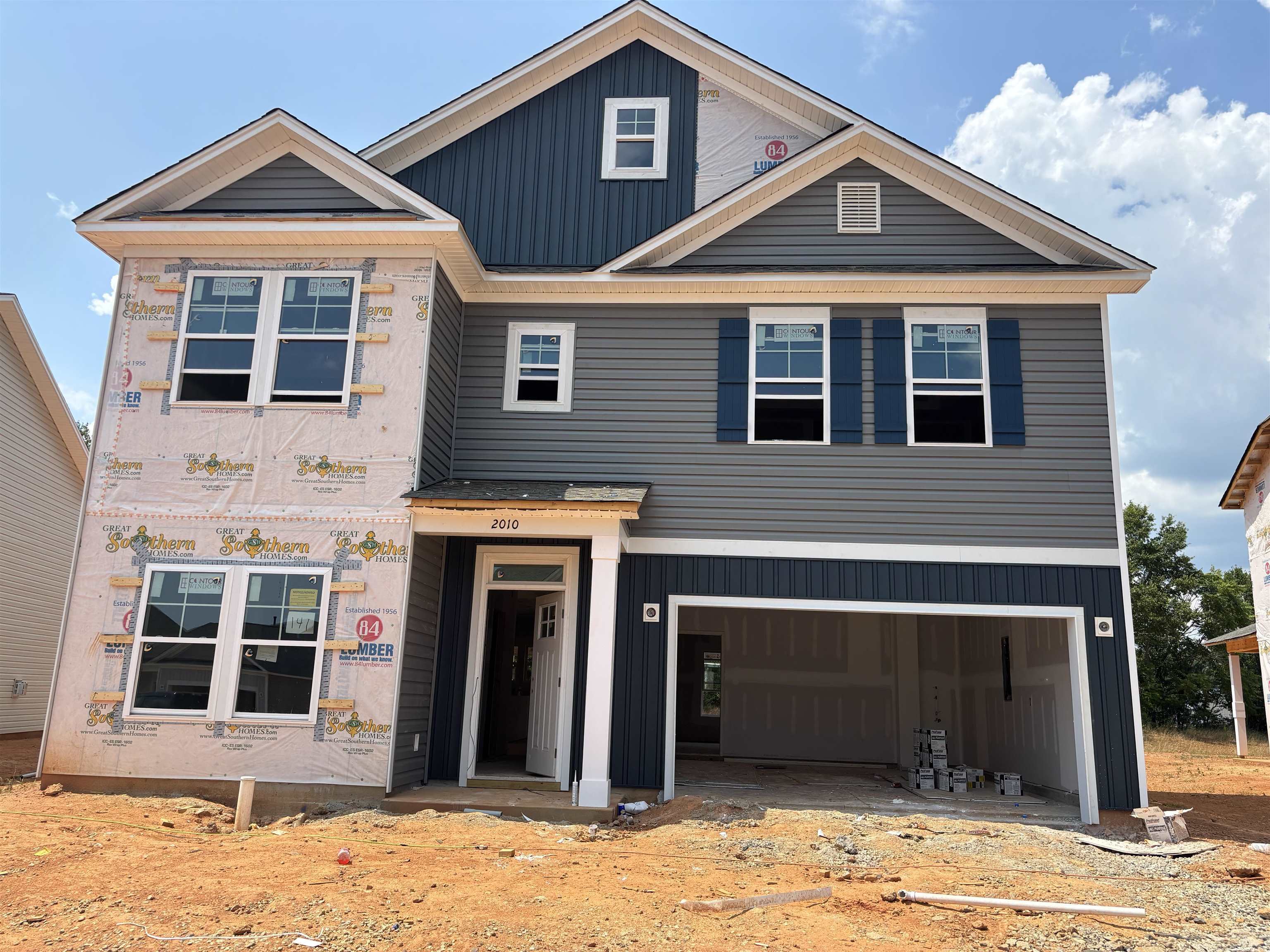 Property Photo: 2010 Halton Oaks Drive SC 29303