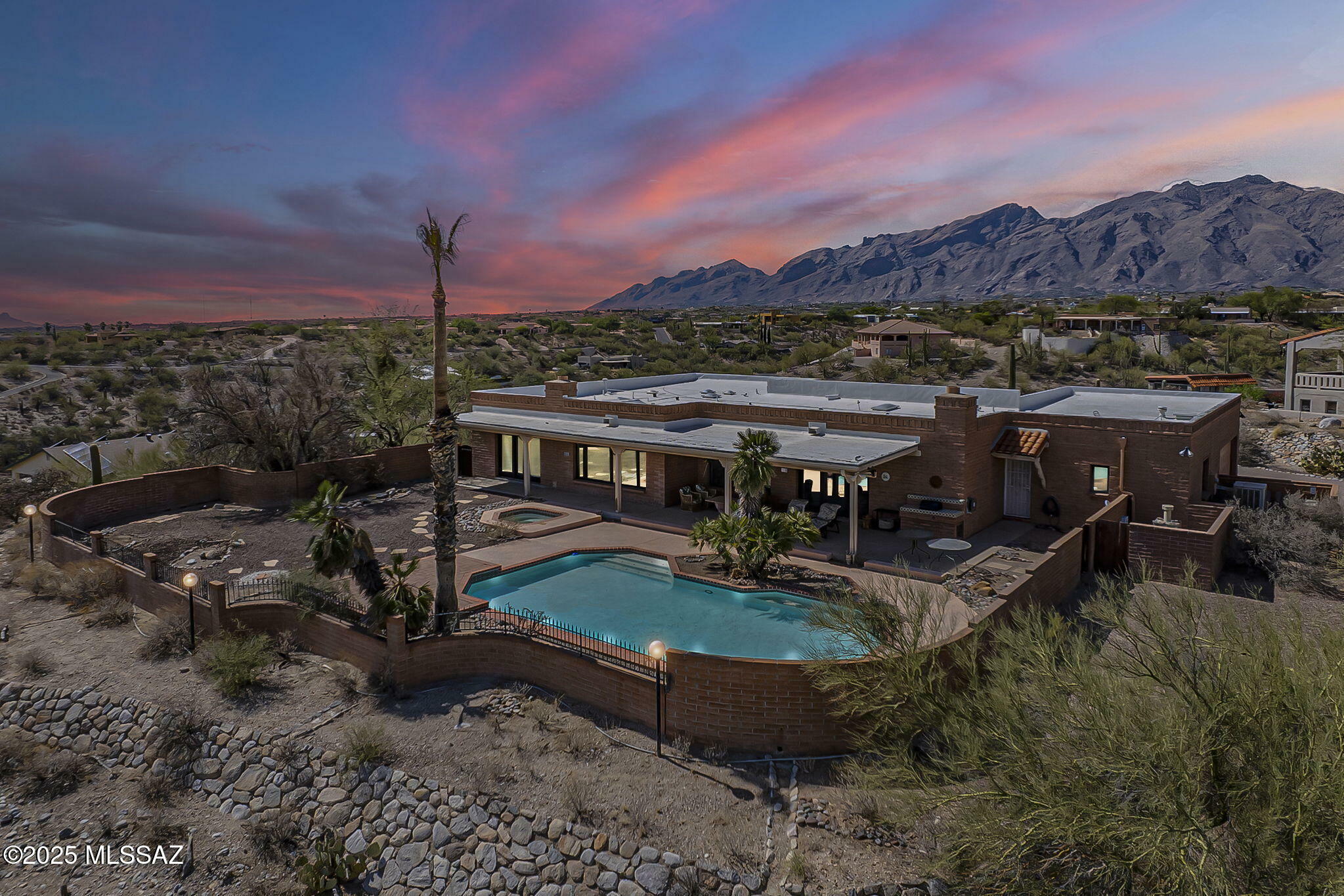 Property Photo:  5951 E Placita De Las Luces  AZ 85750 