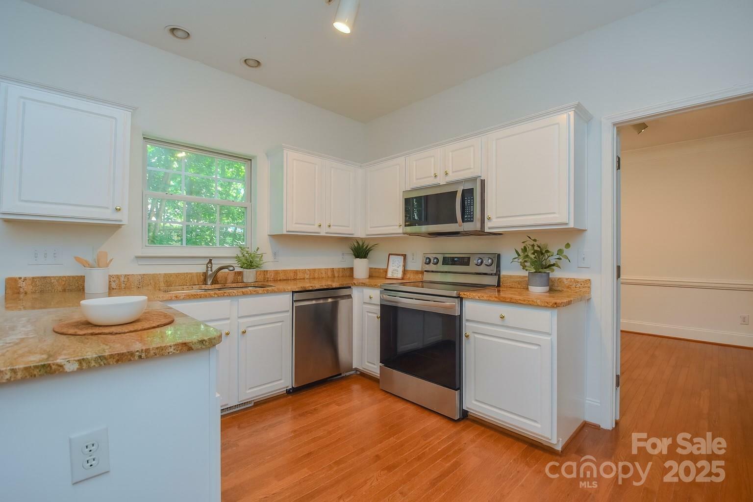 Property Photo: 8510 Glade Court NC 28078