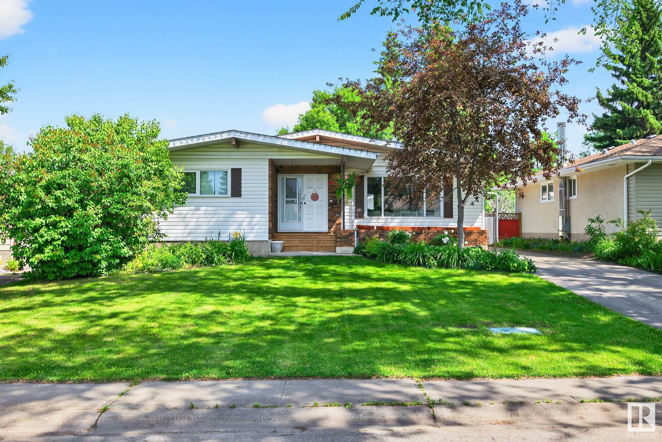 Photo de la propriété: 1006 Moyer Drive AB T8A 1E6