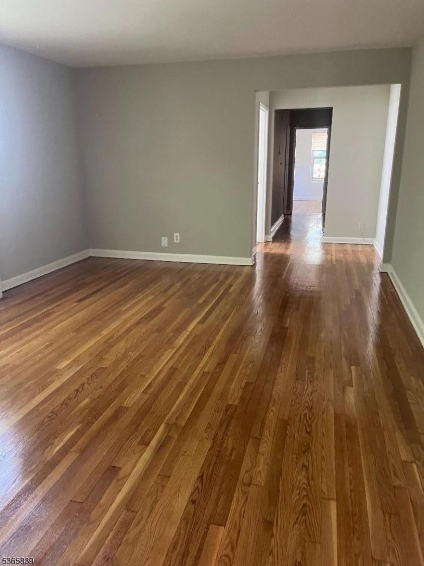 Property Photo:  258 S Orange Ave 4A  NJ 07079 