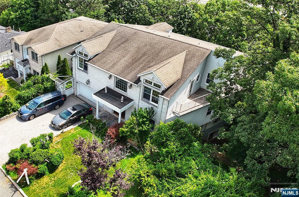 Property Photo: 2186 Jones Road NJ 07024