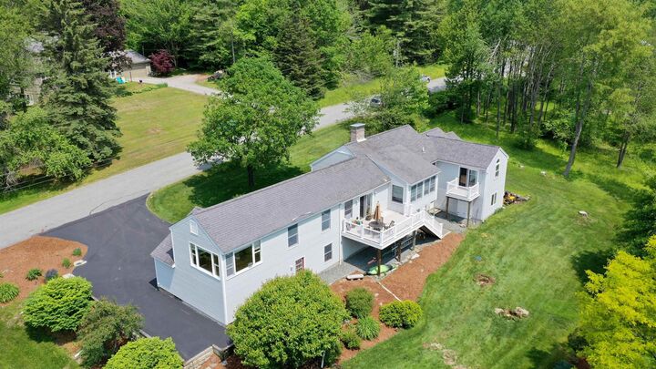 Property Photo:  85 Farwell Lane  NH 03257 