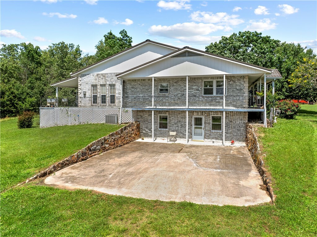 Property Photo: 617 County Road 736 AR 72616