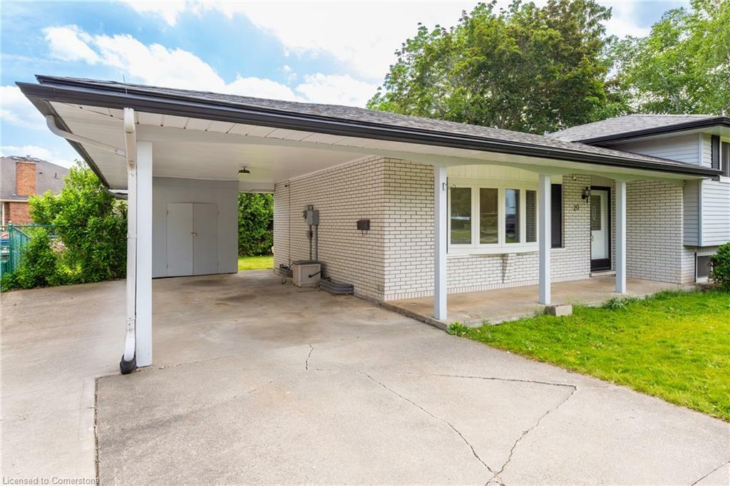Property Photo:  20 Lambert Place  ON N2A 1N1 