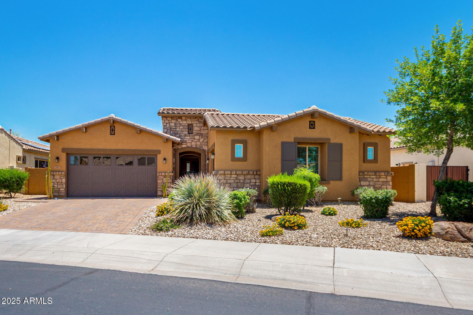 Property Photo: 2361 N 156th Drive AZ 85395
