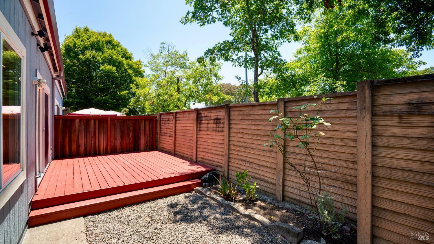 Property Photo: 606 Santa Ana Circle CA 95404