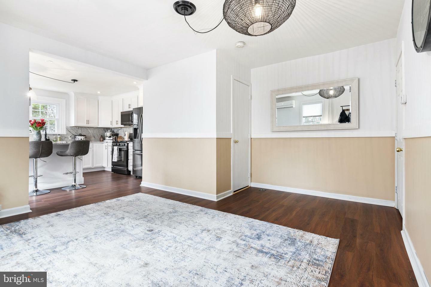 Property Photo: 254 N Aberdeen Avenue PA 19087