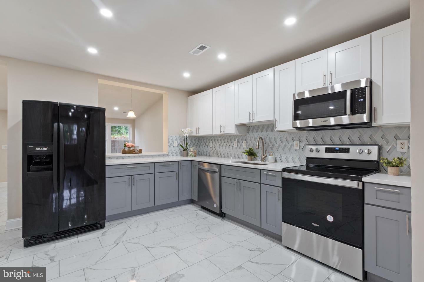 Property Photo:  3215 Fairdale Road  PA 19154 