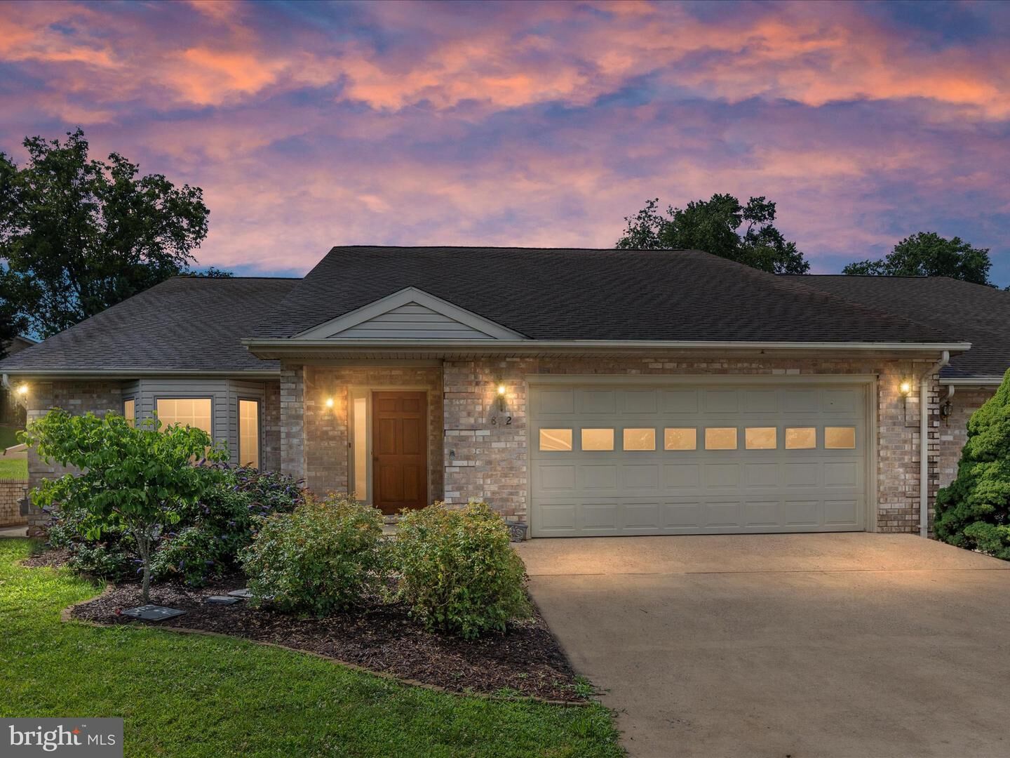 Property Photo:  822 Susan Avenue  VA 22664 