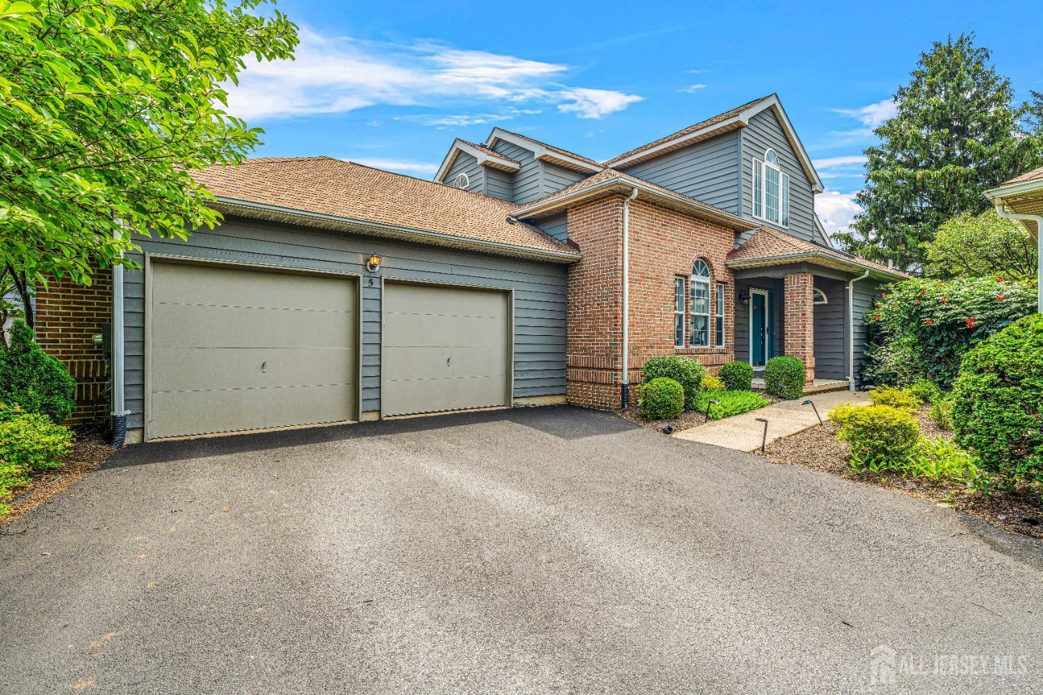 Property Photo:  5 Fairway Boulevard 5  NJ 08831 