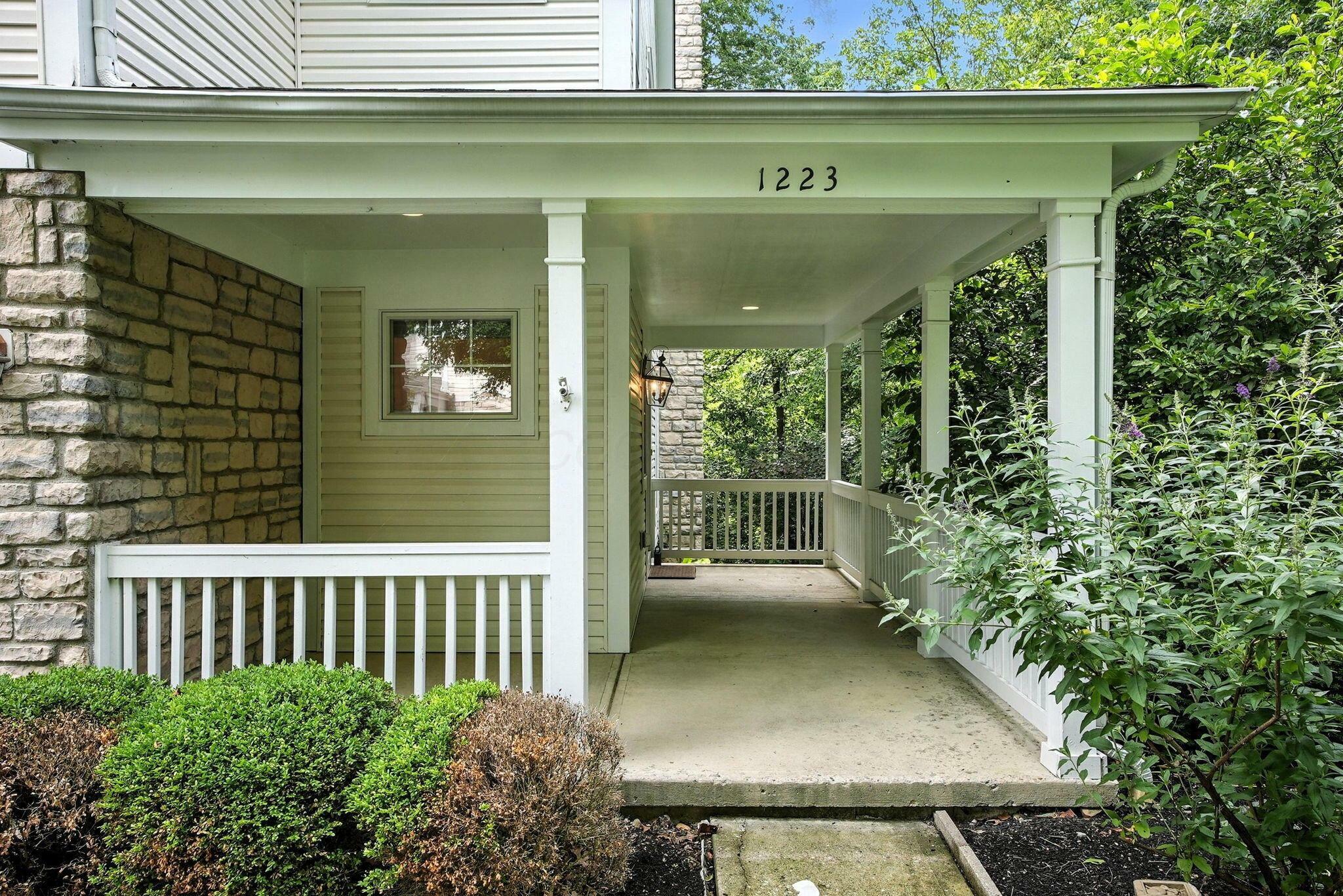 Property Photo:  1223 Sanctuary Place  OH 43230 