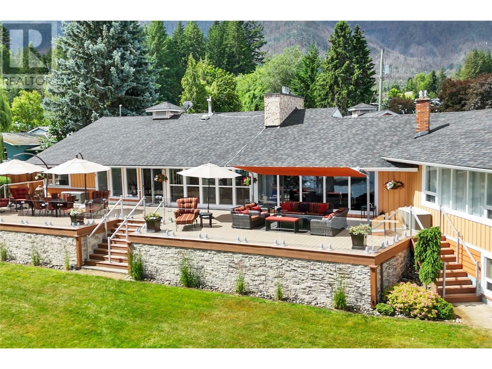 Photo de la propriété: 957 Garroway Road BC V0E 2W0