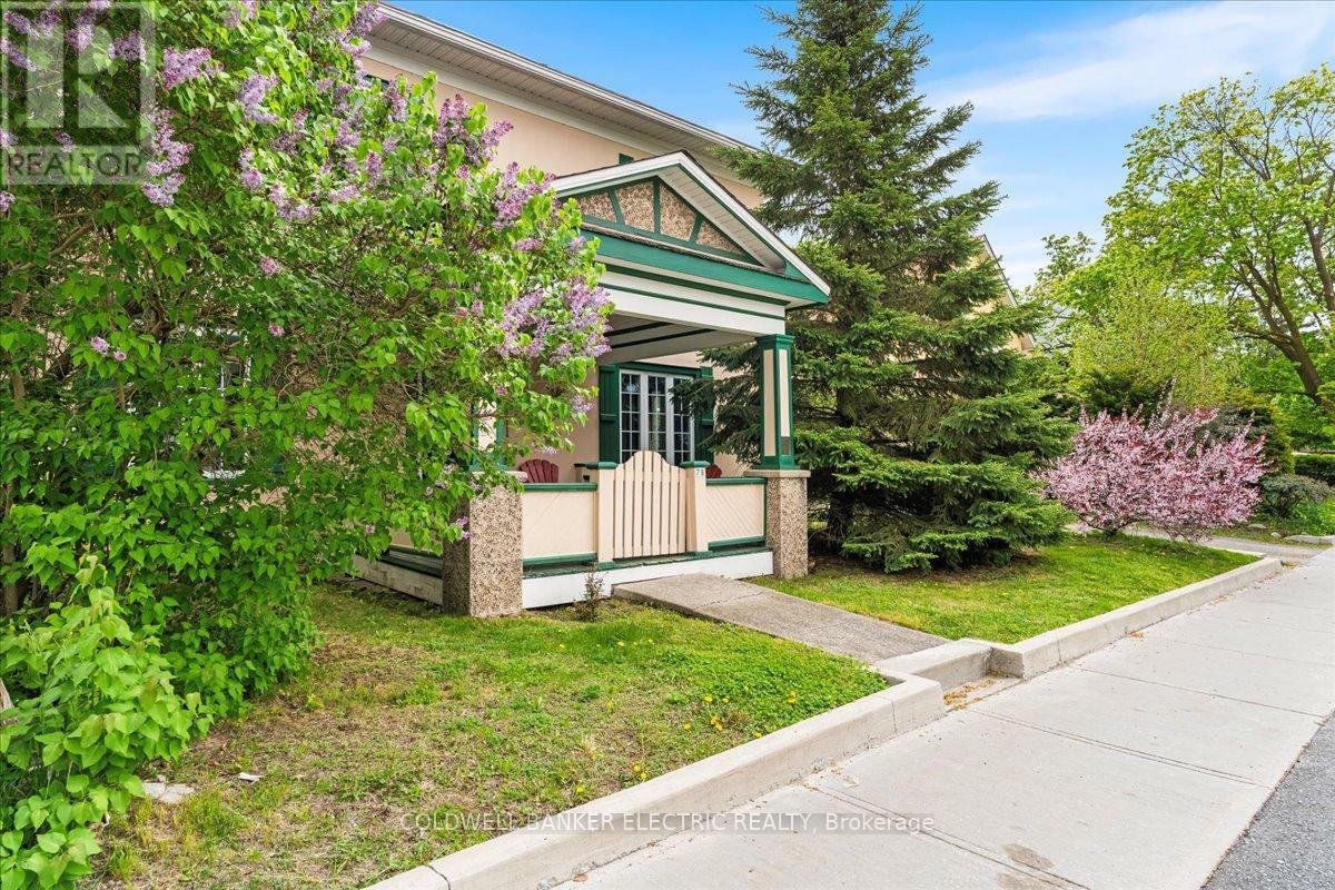 Property Photo: 79 Doxsee Avenue North ON K0L 1L0