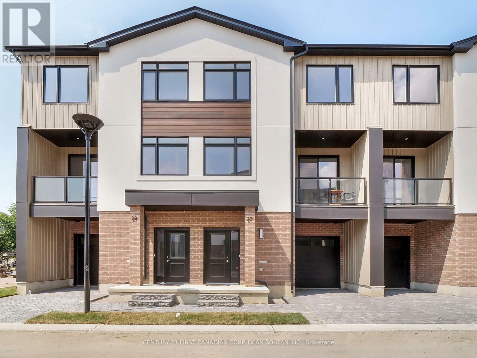 Property Photo:  349 Southdale Road East 22  ON N6E 0B9 