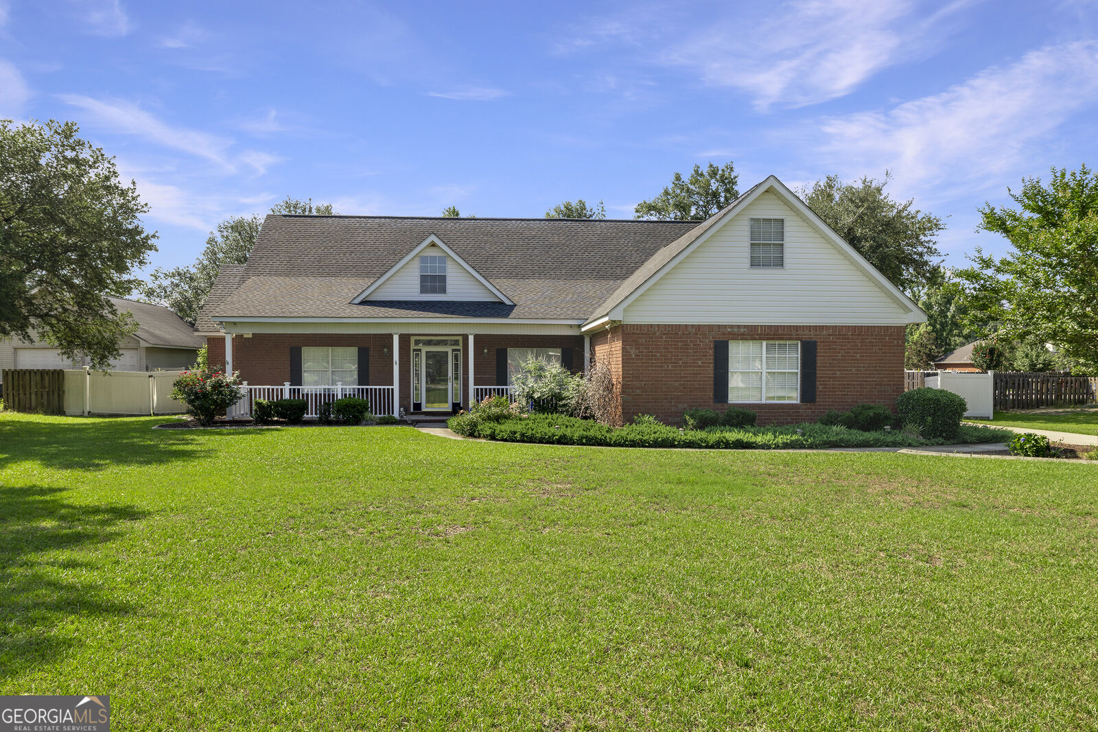 Property Photo:  209 Saint James Walk  GA 31312 