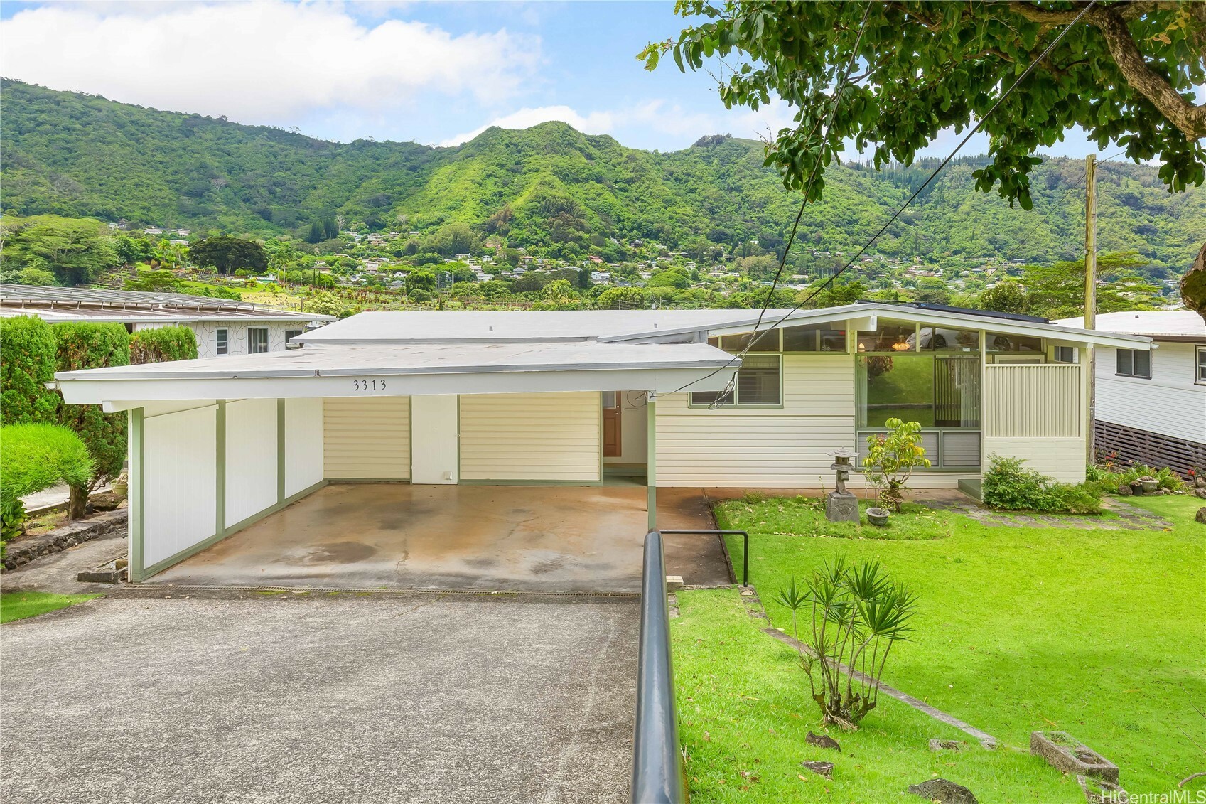 3313 Manoa Road  Honolulu HI 96822 photo
