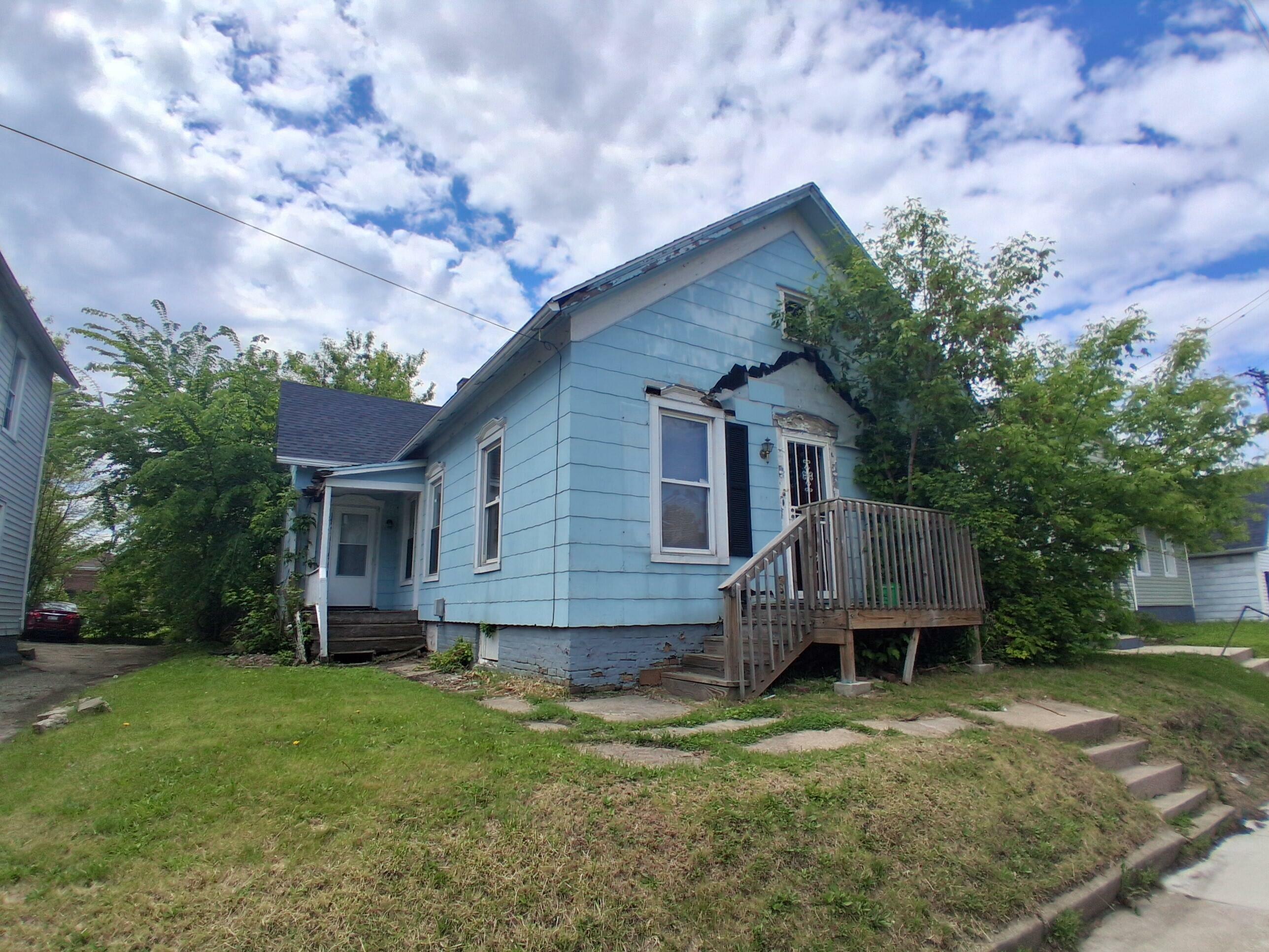 Property Photo: 948 Marquette St WI 53404